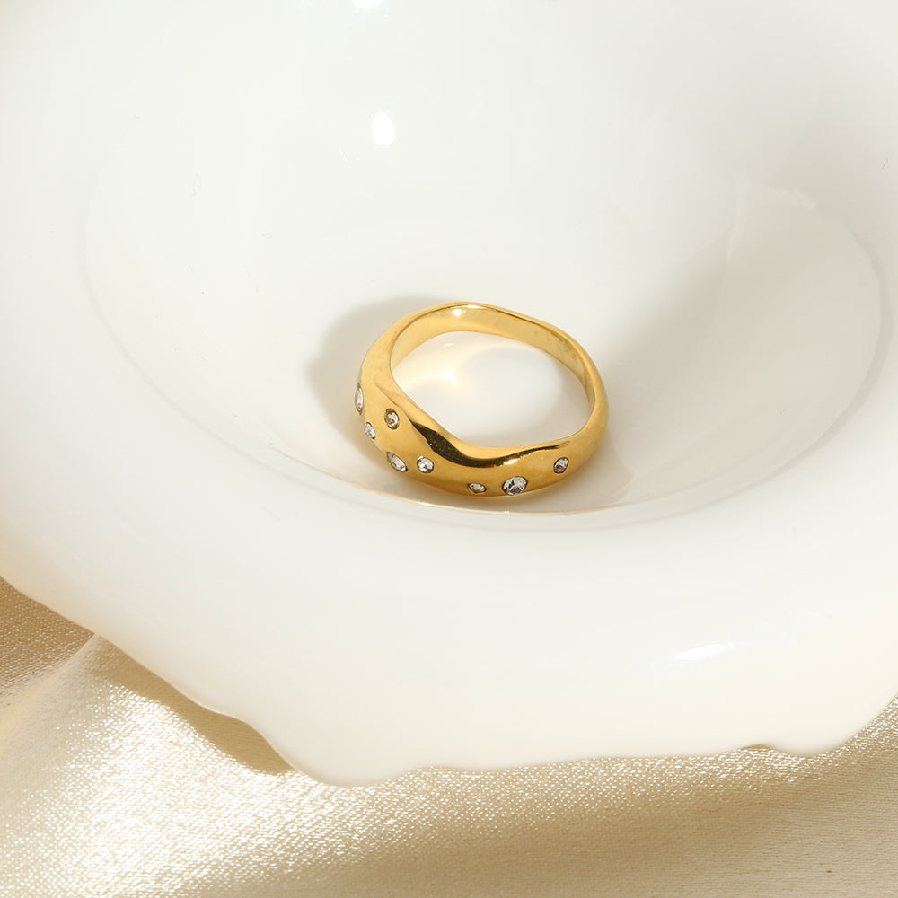 Snake-Shape RingSnake-Shape Ring{https://embermembers.d-blaze-ventura.com/checkout/Snake-Shape Ring}
